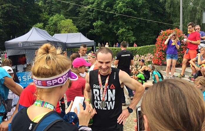 Artur Jabłoński - pierwszy na mecie w Złotym Maratonie