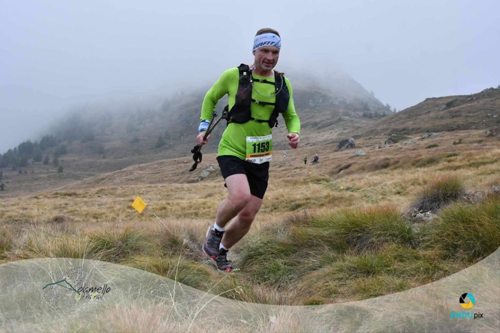 Tomek Kardaszewski na trasie 35 km Adamello Ultra Trail