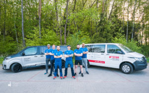 Grzegorz Baran i Krzysztof Mańkowski z supportem / fot. BaLamaStudio