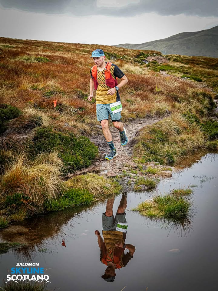 Paweł Cymbalista na trasie Salomon Skyline Scotland 2025