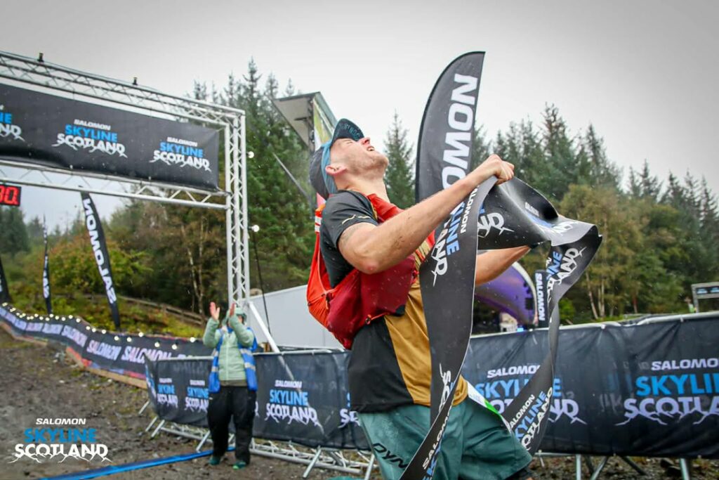 Paweł Cymbalista na trasie Salomon Skyline Scotland 2025