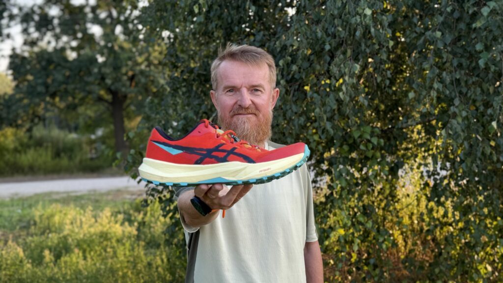 recenzja butów ASICS Fuji Lite 6