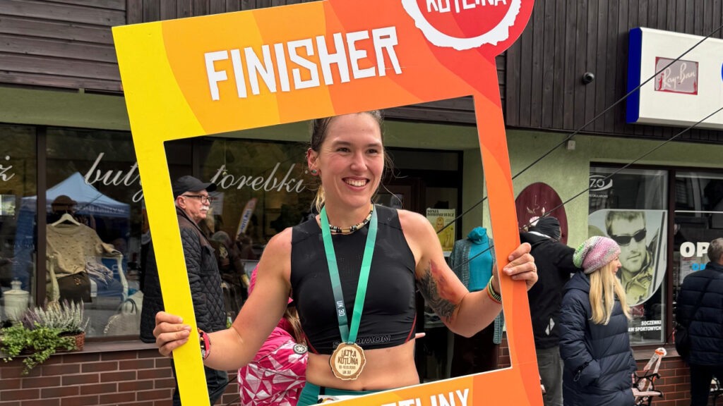 Klaudia Petters na mecie 30 km UltraKotlina