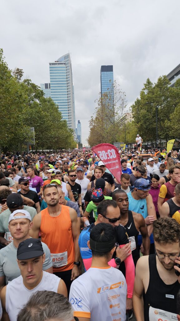 Sebastian Szotowicz przed startem w Maratonie Warszawskim _ fot. Maraton Warszawski